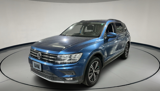 Volkswagen • Tiguan