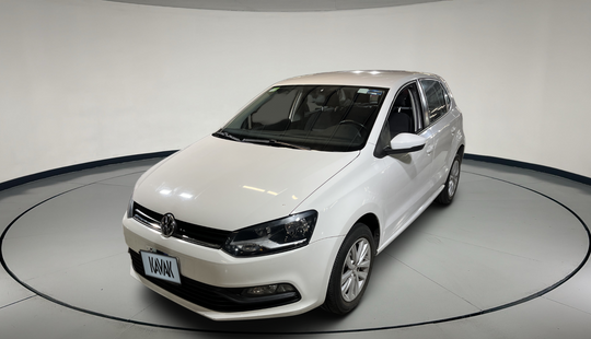 Volkswagen • Polo