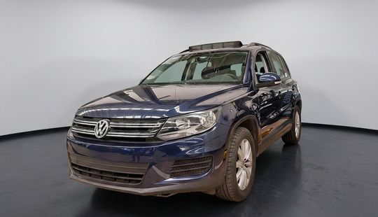 Volkswagen • Tiguan