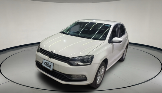 Volkswagen • Polo