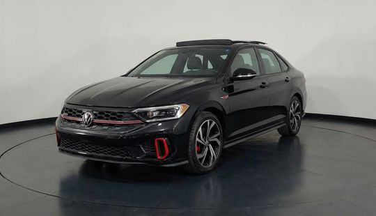 Volkswagen • Jetta