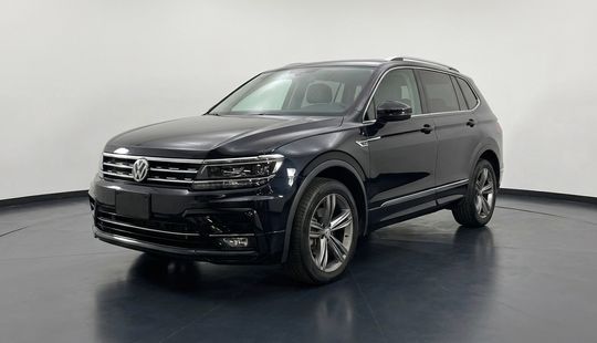 Volkswagen • Tiguan