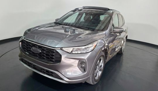 Ford • Escape