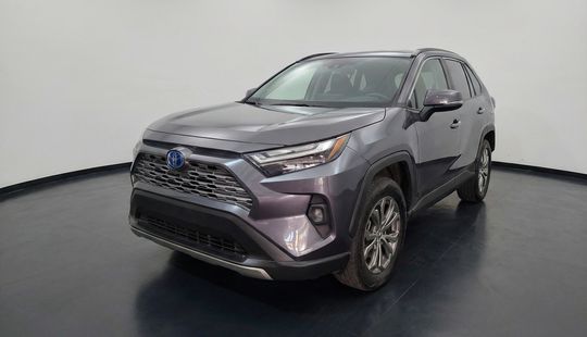 Toyota • RAV4