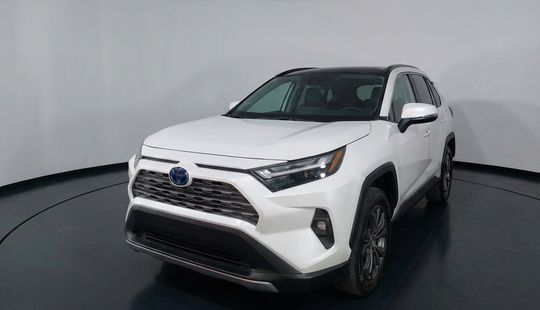 Toyota • RAV4