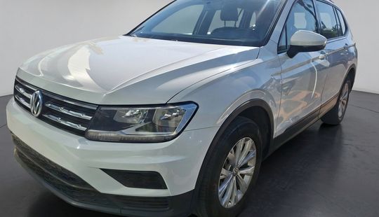 Volkswagen • Tiguan