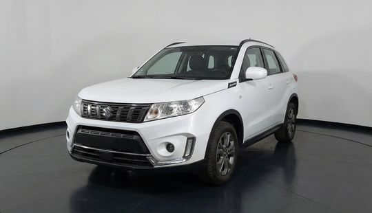 Suzuki • Vitara