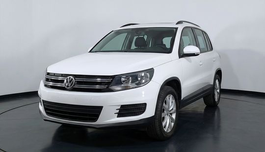 Volkswagen • Tiguan