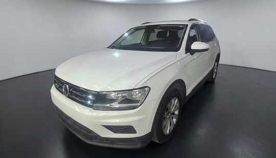 Volkswagen • Tiguan
