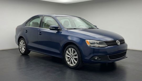 Volkswagen • Jetta