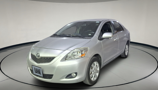 Toyota • Yaris