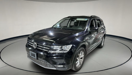 Volkswagen • Tiguan