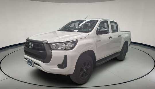 Toyota • Hilux