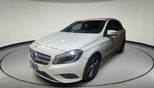 Mercedes Benz • Clase A