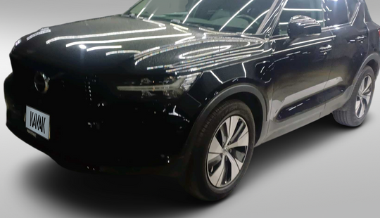 Volvo • XC40