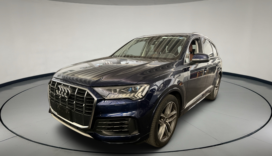 Audi • Q7
