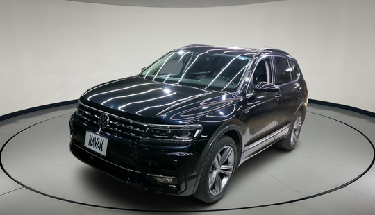 Volkswagen • Tiguan