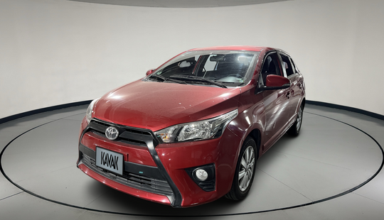 Toyota • Yaris