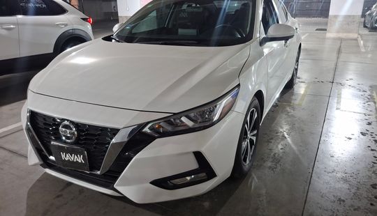 Nissan • Sentra
