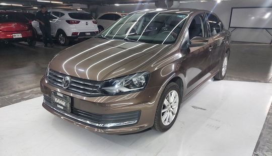 Volkswagen • Vento