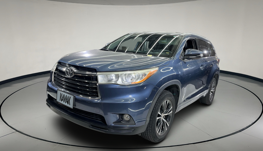 Toyota • Highlander
