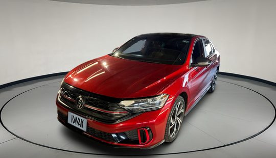 Volkswagen • Jetta