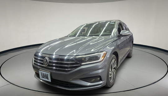 Volkswagen • Jetta