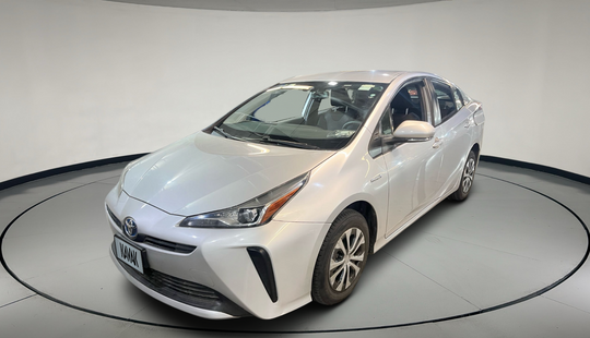 Toyota • Prius