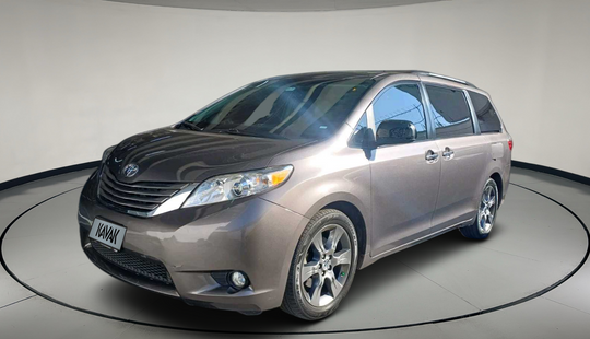 Toyota • Sienna