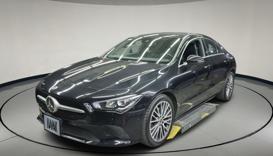 Mercedes Benz • Clase CLA