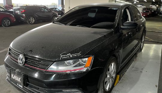 Volkswagen • Jetta