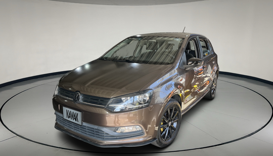Volkswagen • Polo