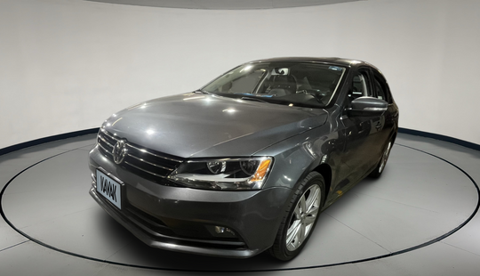 Volkswagen • Jetta