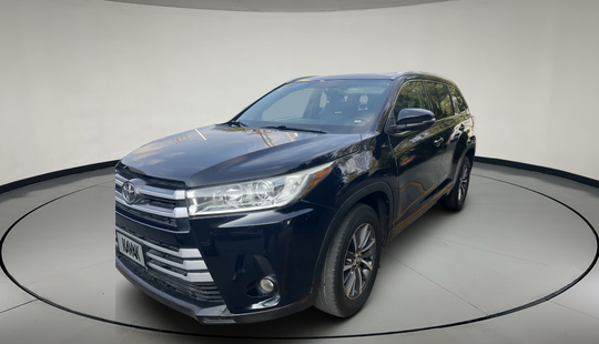Toyota • Highlander