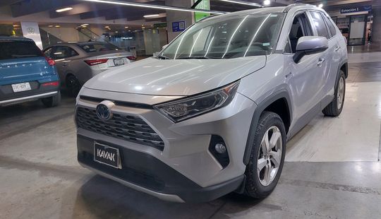 Toyota • RAV4