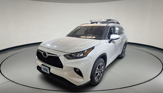 Toyota • Highlander