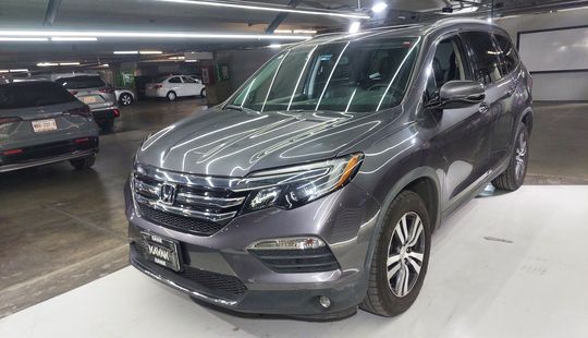 Honda • Pilot