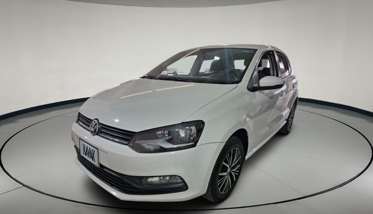 Volkswagen • Polo