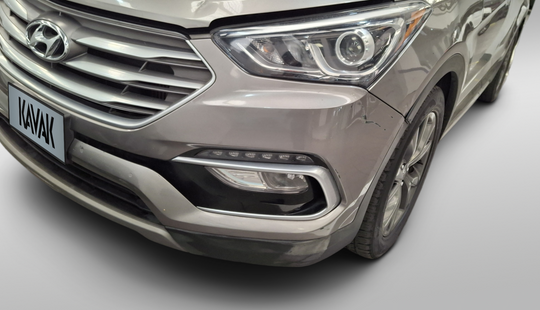 Hyundai • Santa Fe