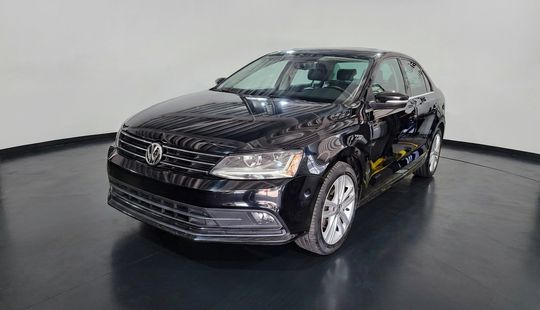 Volkswagen • Jetta