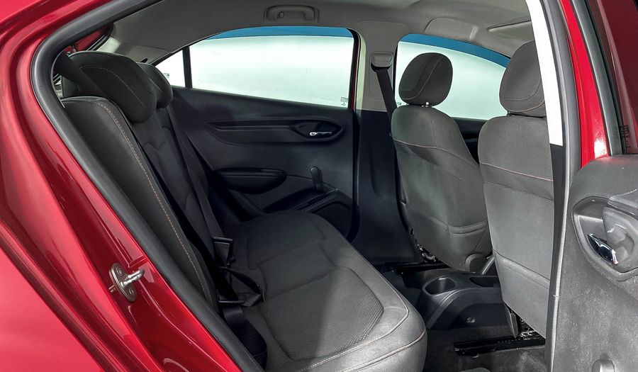 Chevrolet Onix MPFI LT Hatchback 2013