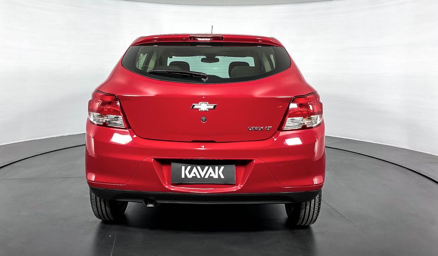 Chevrolet Onix MPFI LT Hatchback 2013