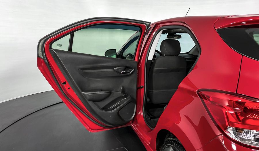 Chevrolet Onix MPFI LT Hatchback 2013