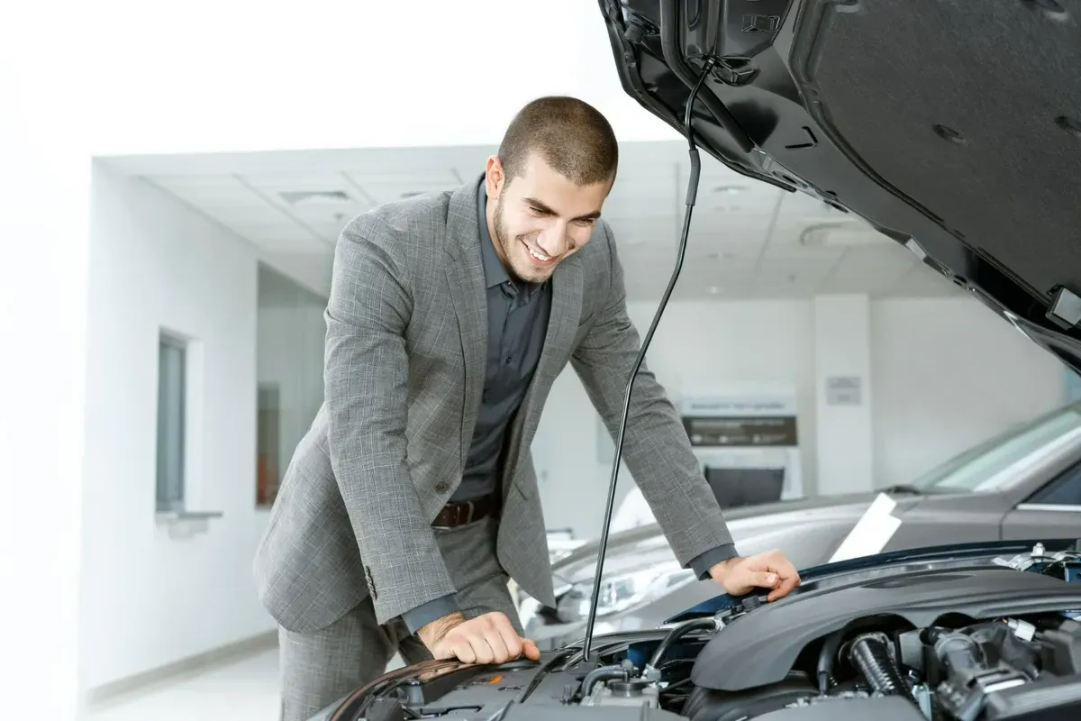 mantenimiento-auto-emrague.png