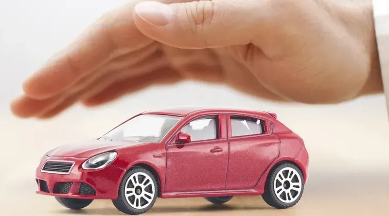 ¿Es obligatorio tener seguro de auto? | Kavak México