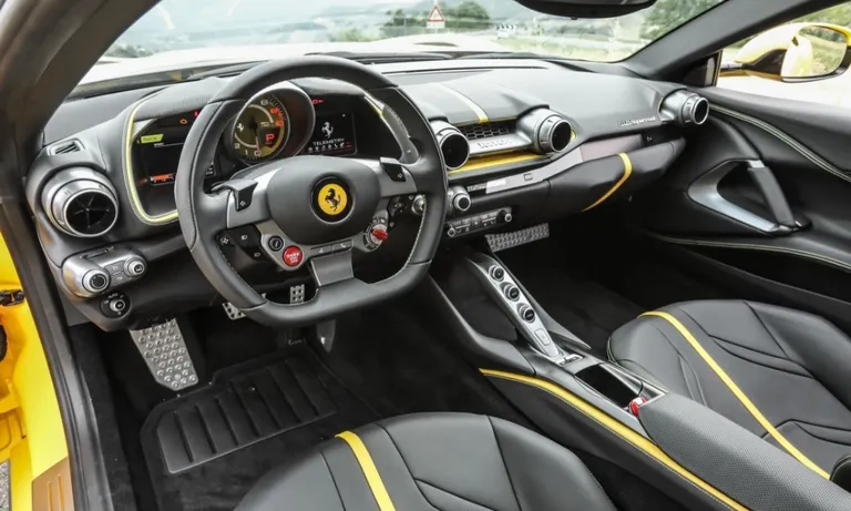 812 Superfast: O 0km da Ferrari mais Caro do Mundo