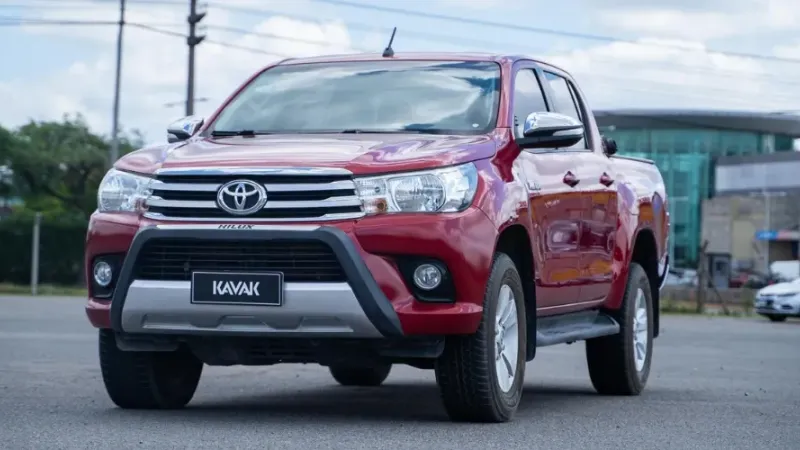 Comprá una Toyota Hilux usada a un precio increíble | KAVAK