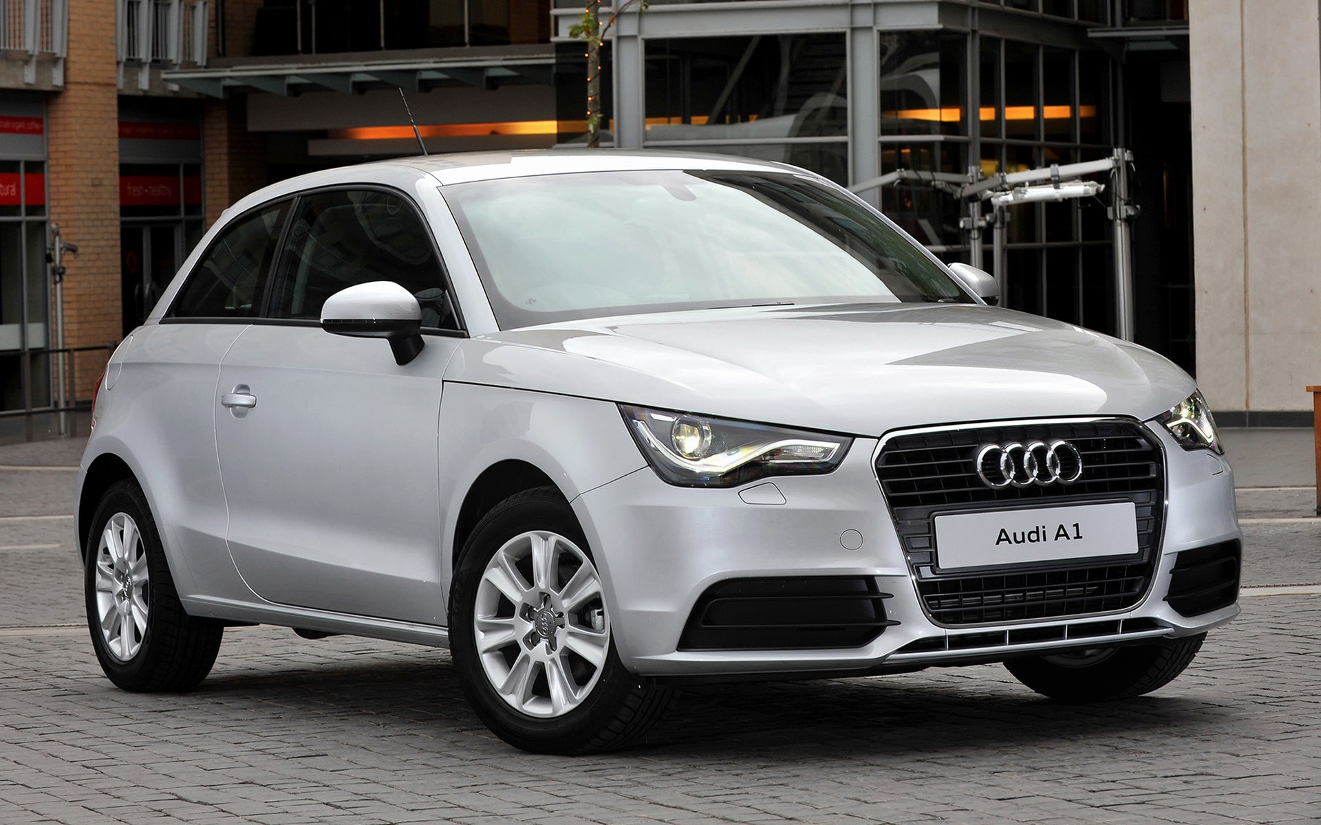 Audi A1 2011: modelo lançado com 2 portas