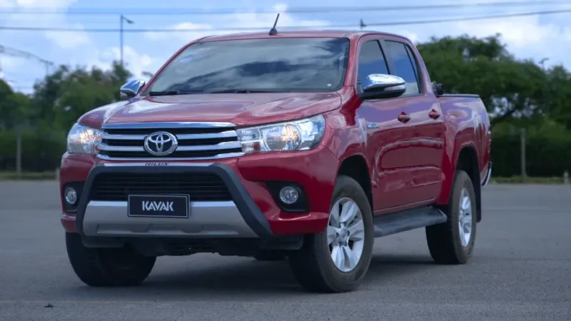 Conoce los detalles de la Toyota Hilux | KAVAK
