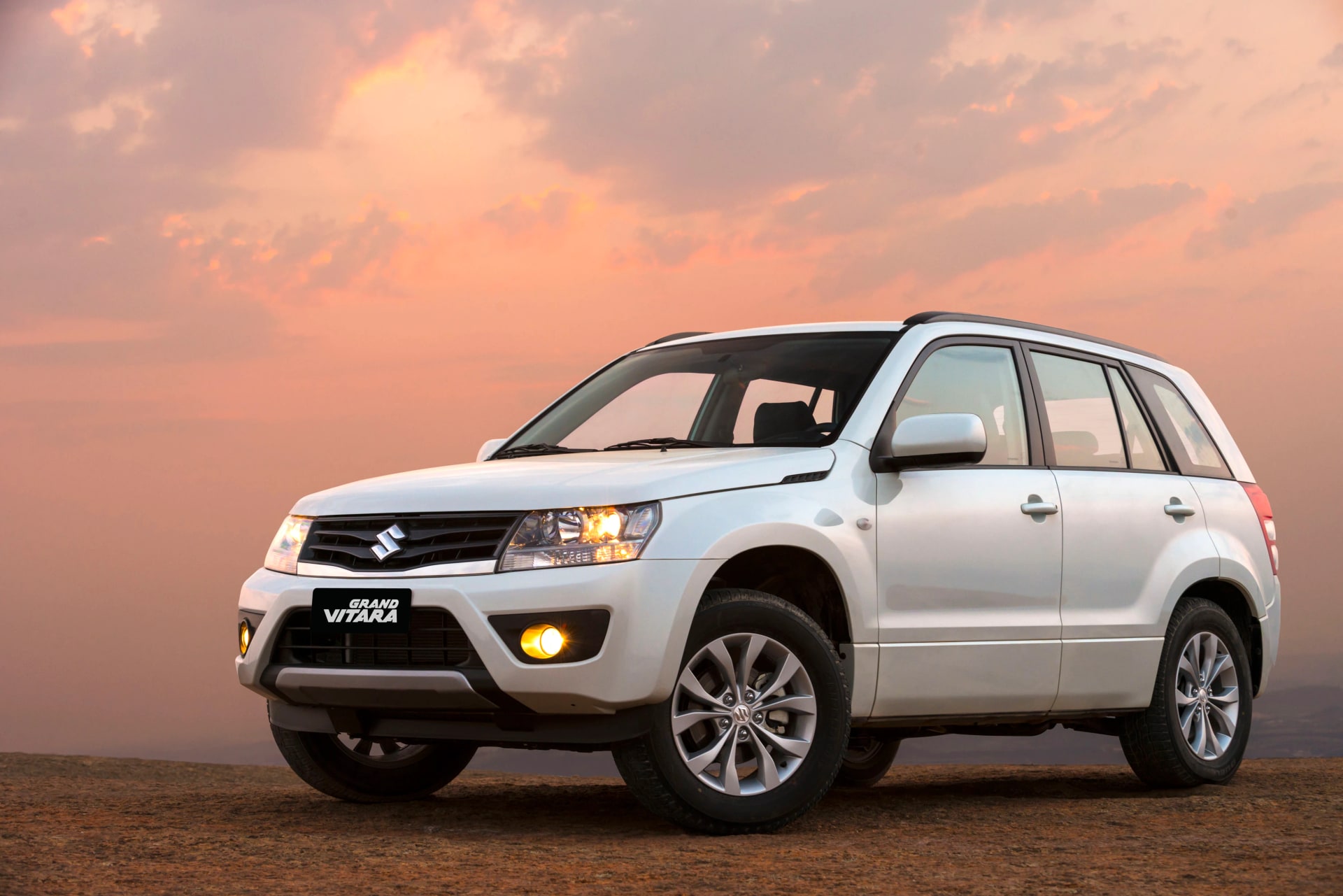 Grand Vitara 2015: de quando SUVs tinham visual de jipe